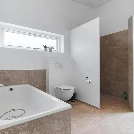 Luxury Retreat In *