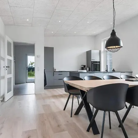 Luxury Retreat In Prázdninový dům Løkken